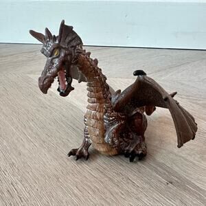 Papo Dragon Brown Knightly World Knights Action Figure 2005